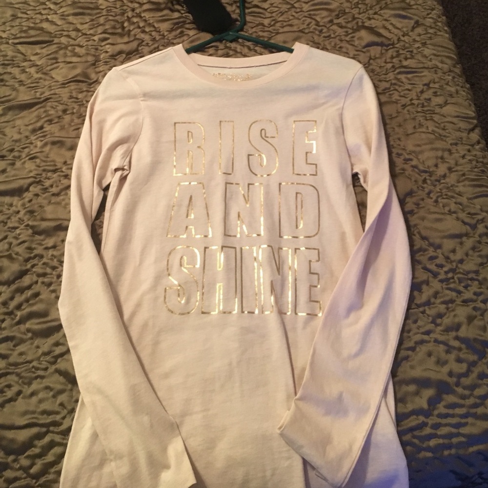 Long sleeve tee