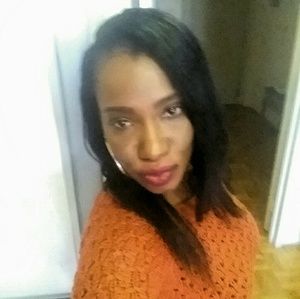 Meet your Posher, Lorna