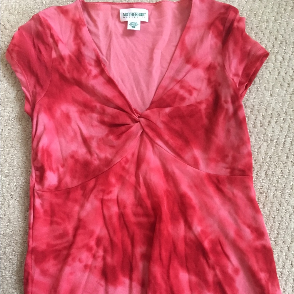 EUC  small coral tie dyed top with lace overlay