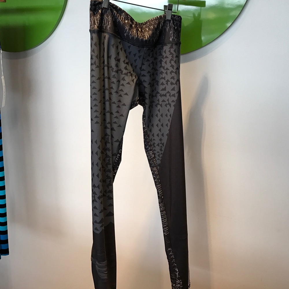 Onzie Block Legging