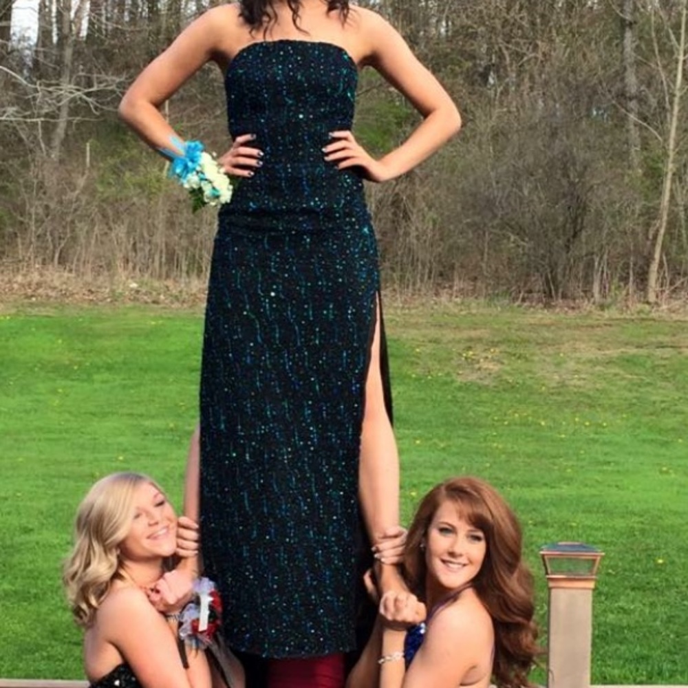 Prom gown