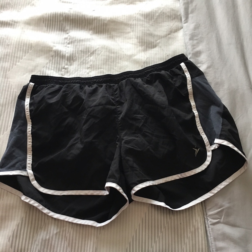 Lot of athletic shorts from old navy