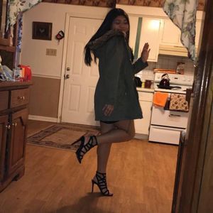 Meet your Posher, Chayo