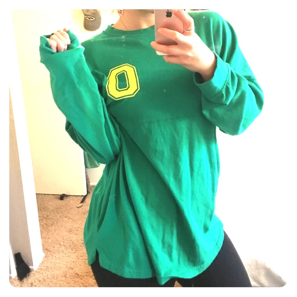 Vintage style Oregon tee!