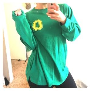 Vintage style Oregon tee!