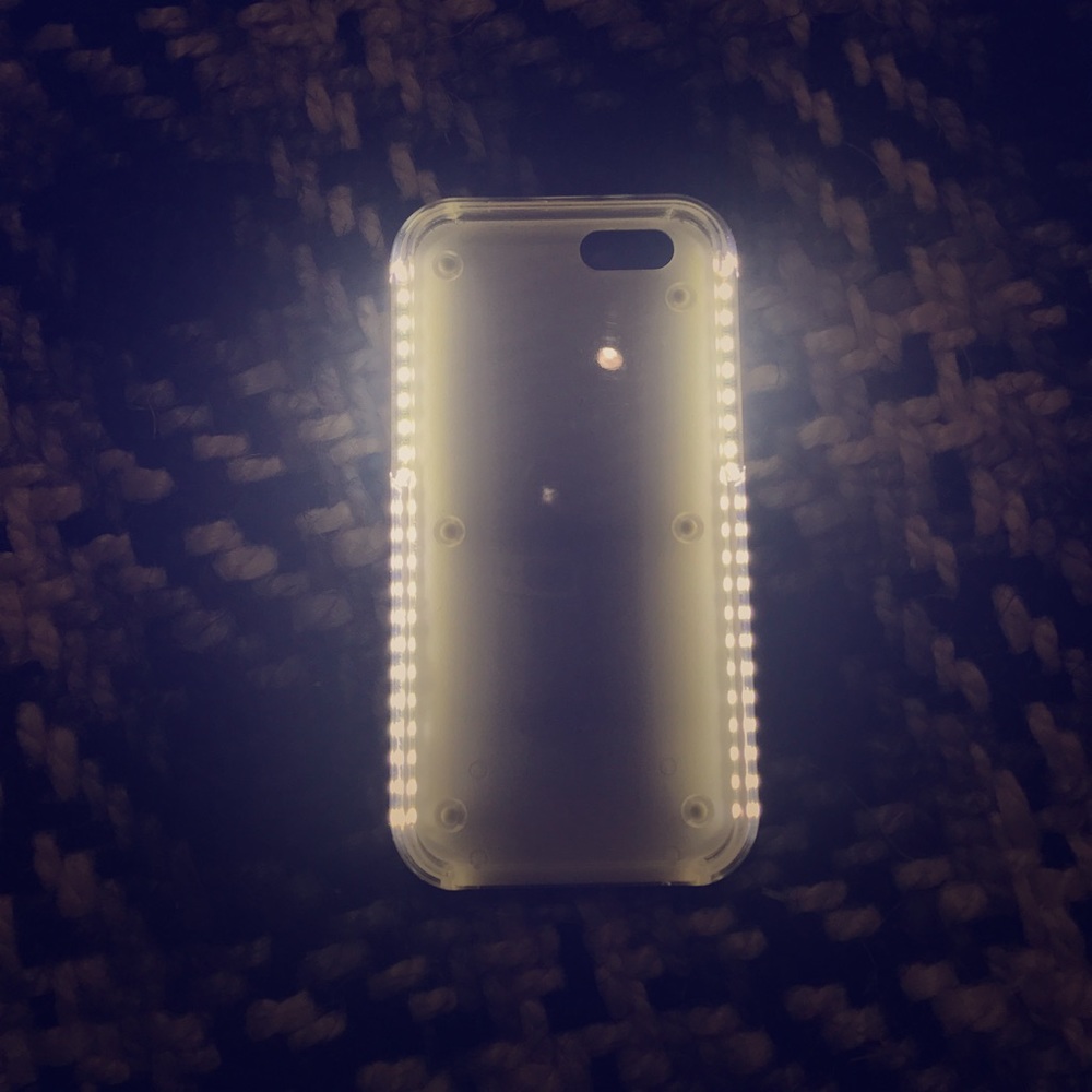 iPhone 6s Lumee Case with charging cord