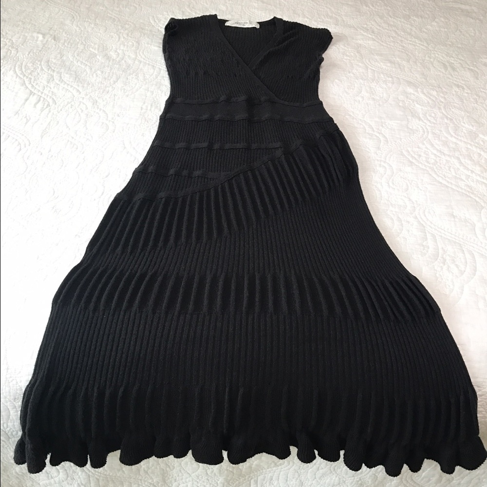 Super Cute Anthropologie Sparrow Black Midi Dress