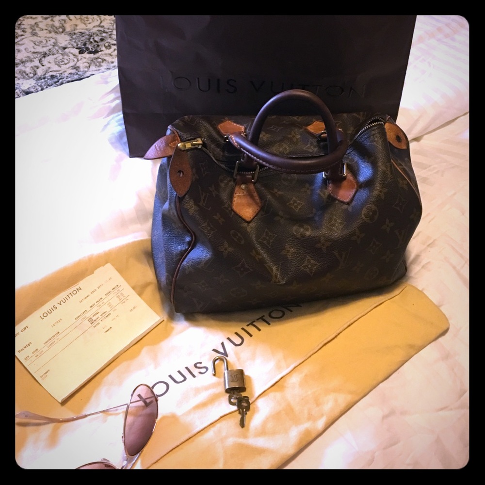Louis Vuitton Speedy 30