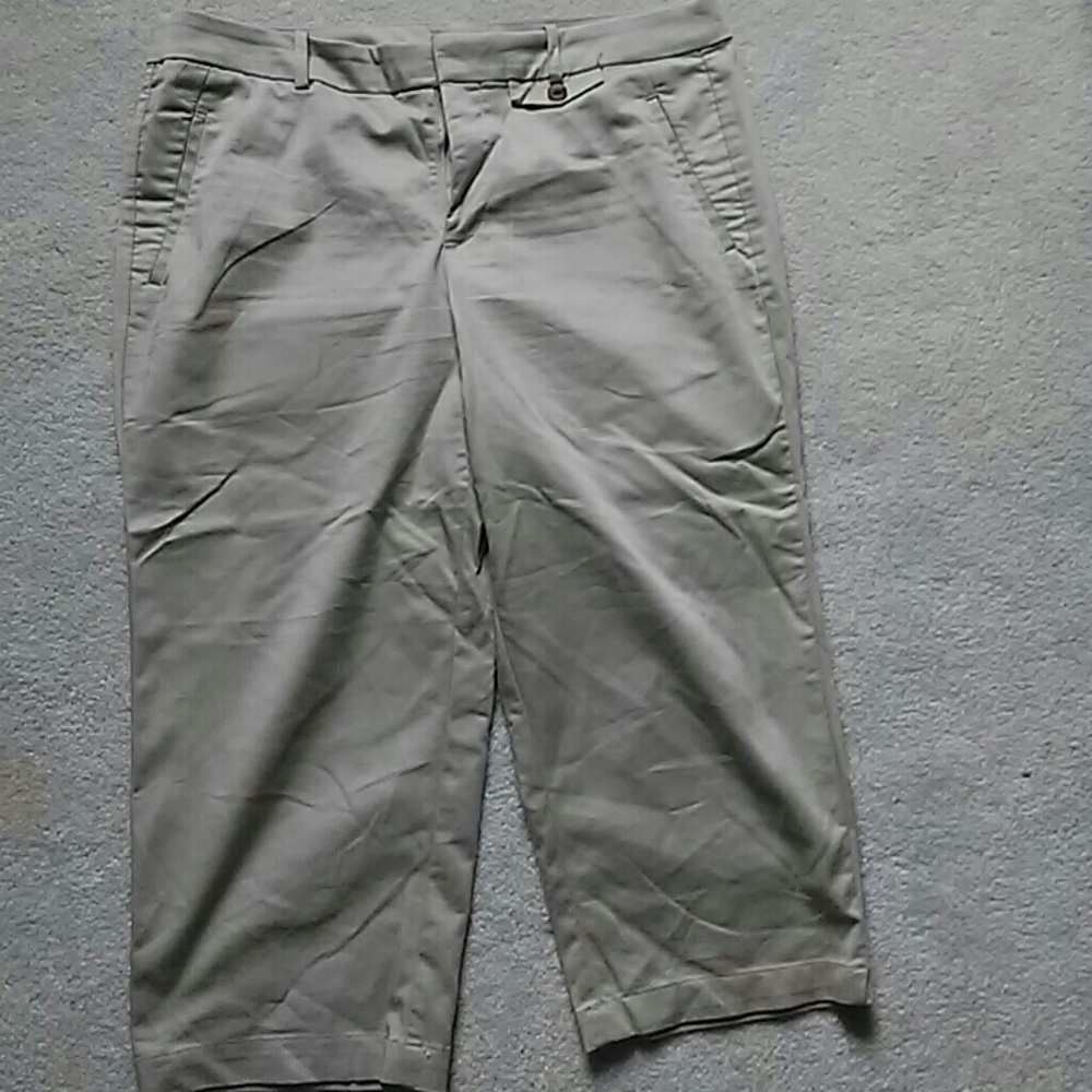 Nwot docker capris