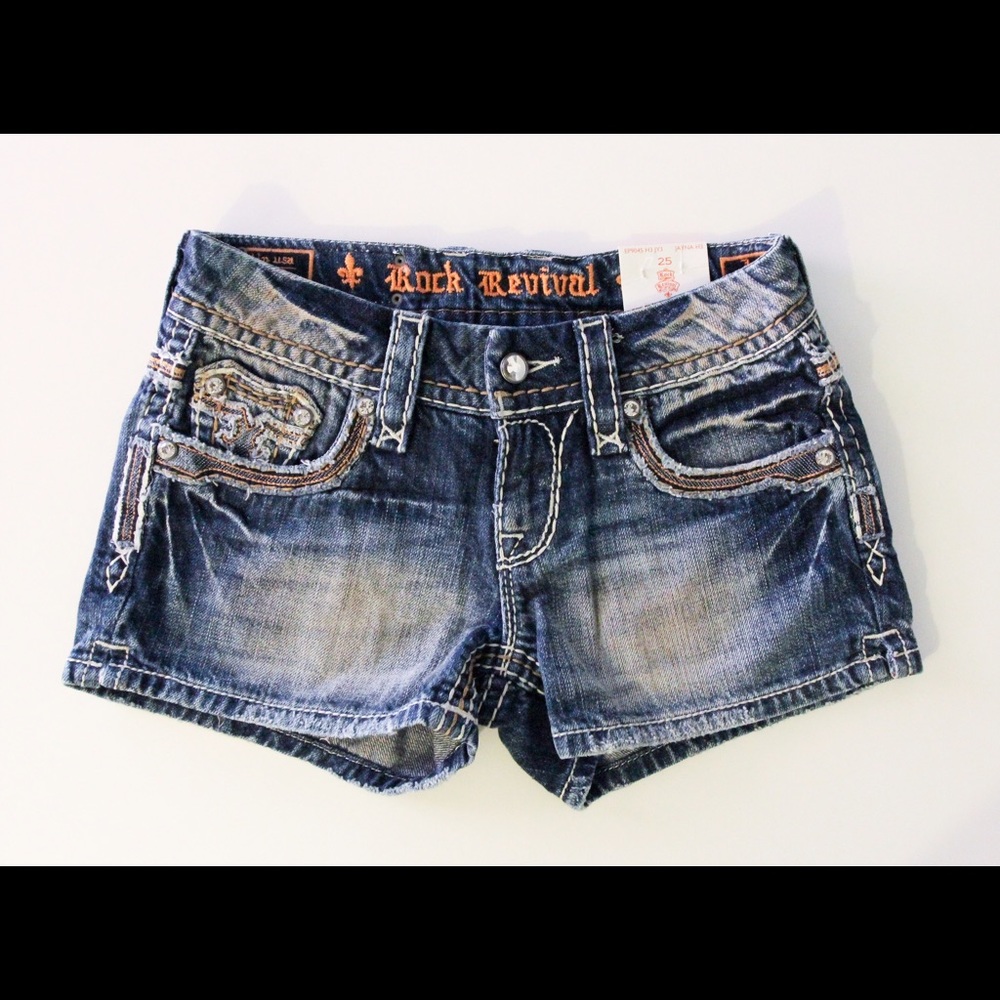 BRAND NEW REVIVAL SHORTS! 💕