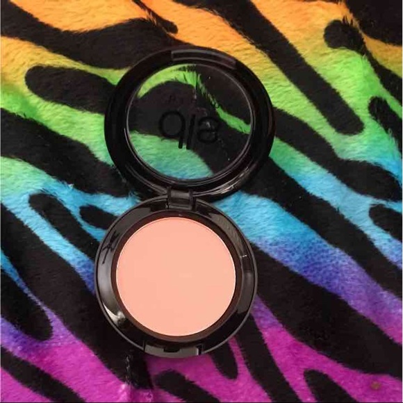 DLS blush - Picture 3 of 4