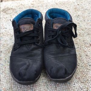 TOMS Shoes