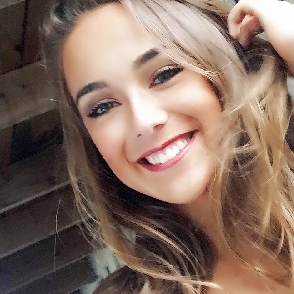 Meet your Posher, Jackie