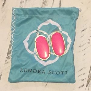 NEON Hot Pink Danielle Kendra Scott Earrings 💕