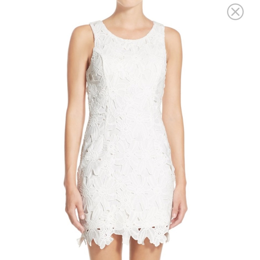ASTR Textured Floral Body-Con Dress
