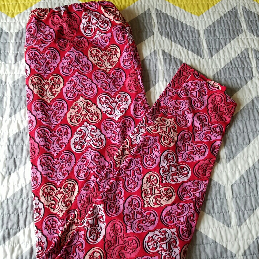 TC 2016 valentine's leggings