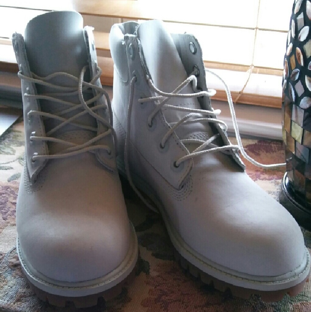 NWOT! All White Suede Timberlands!