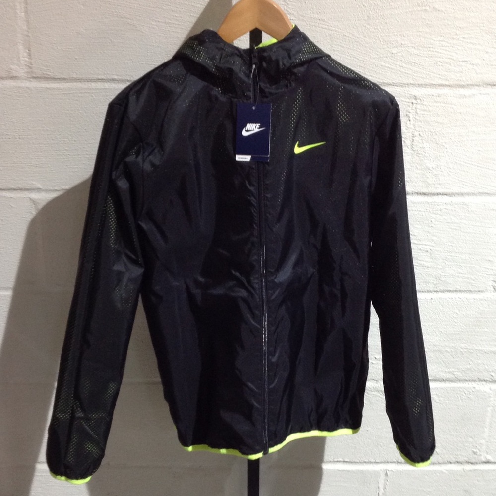 Nike Men's Reversible Windbreaker