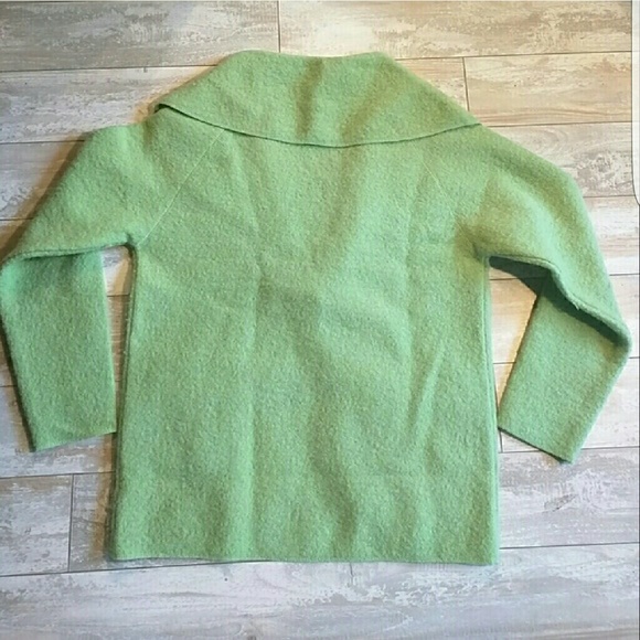BOILED WOOL....VENARIO SAGE GREEN DRESS COAT..NWOT - Picture 4 of 4