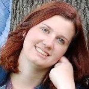 Meet your Posher, Cassandra