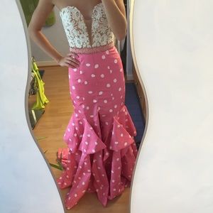 Sherri hill prom dress!