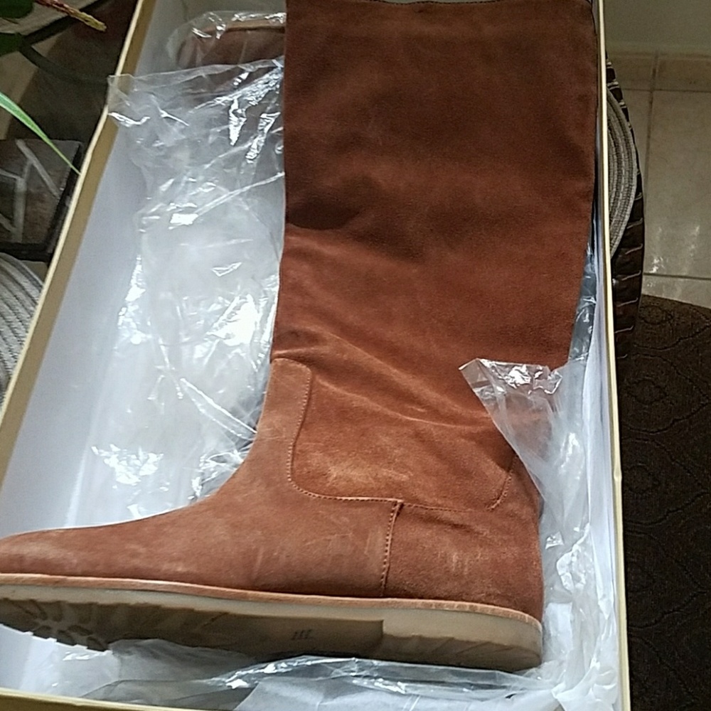 AUTHENTIC MK SUEDE  WINTER BOOTS