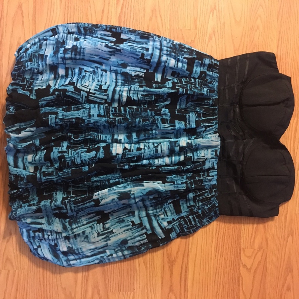 Bebe bubble dress