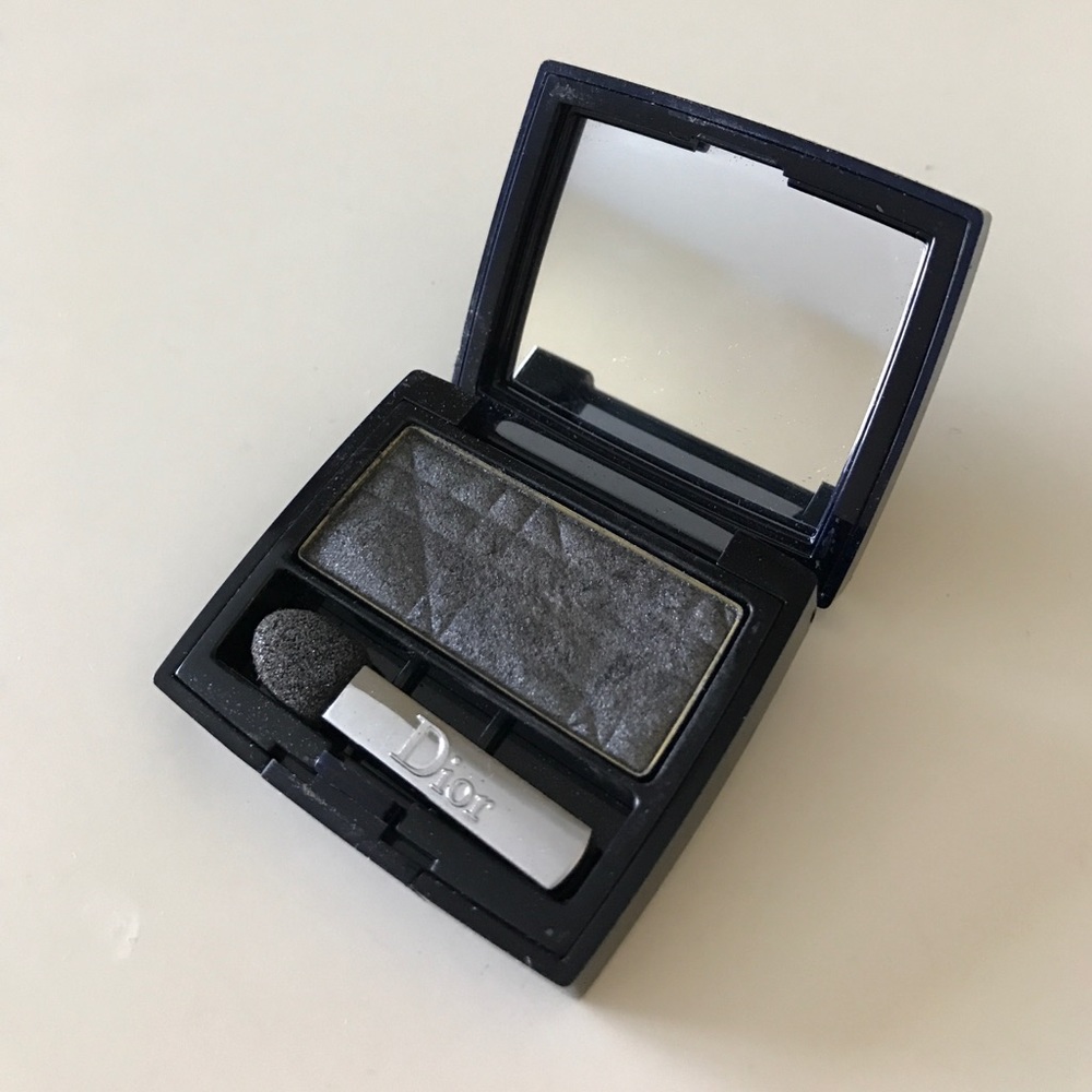 Christian dior single eye shadow 065 silver dust