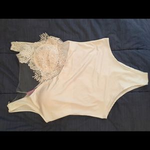 Off white lace appliqué bodysuit. New w/ tags.