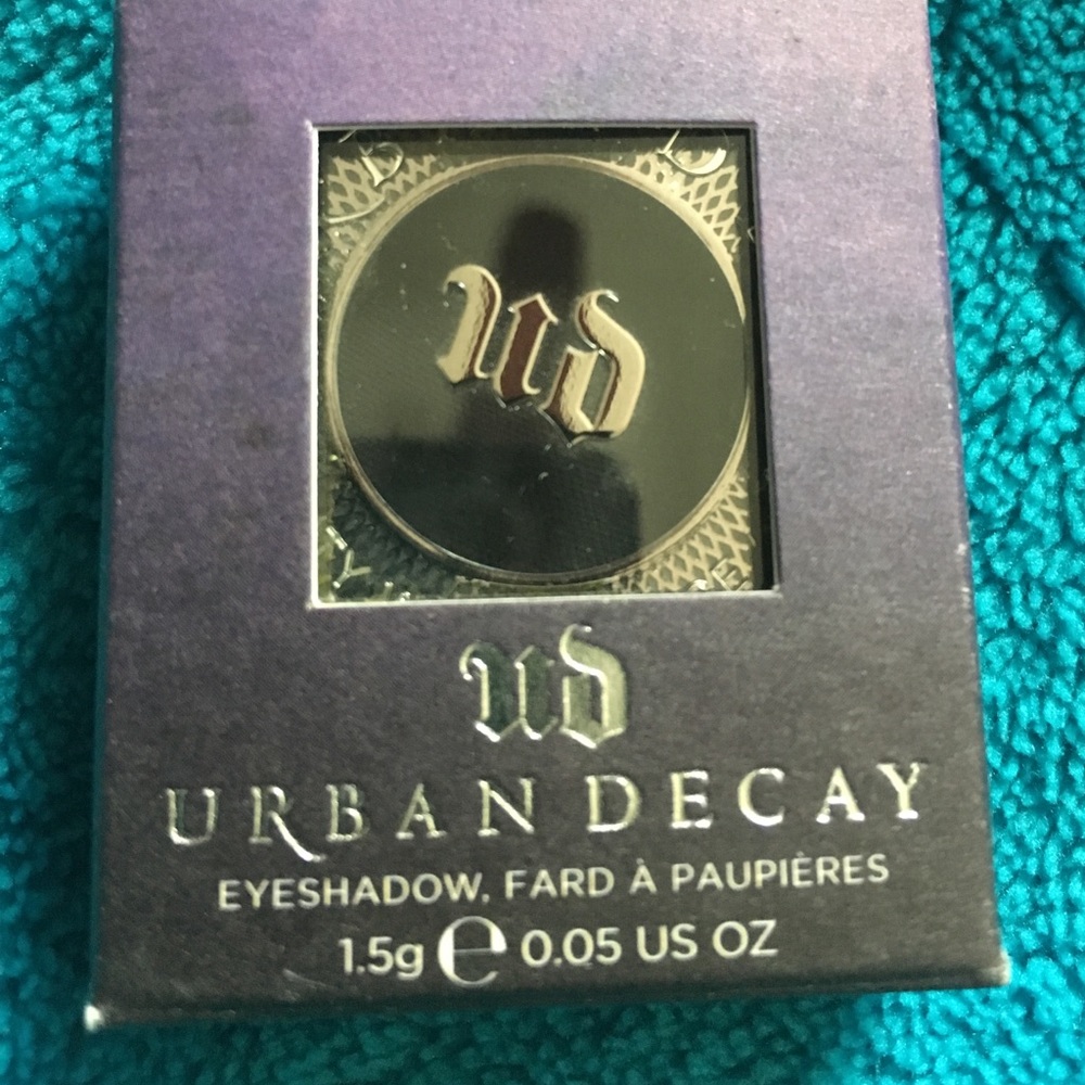 Urban Decay blackout eyeshadow