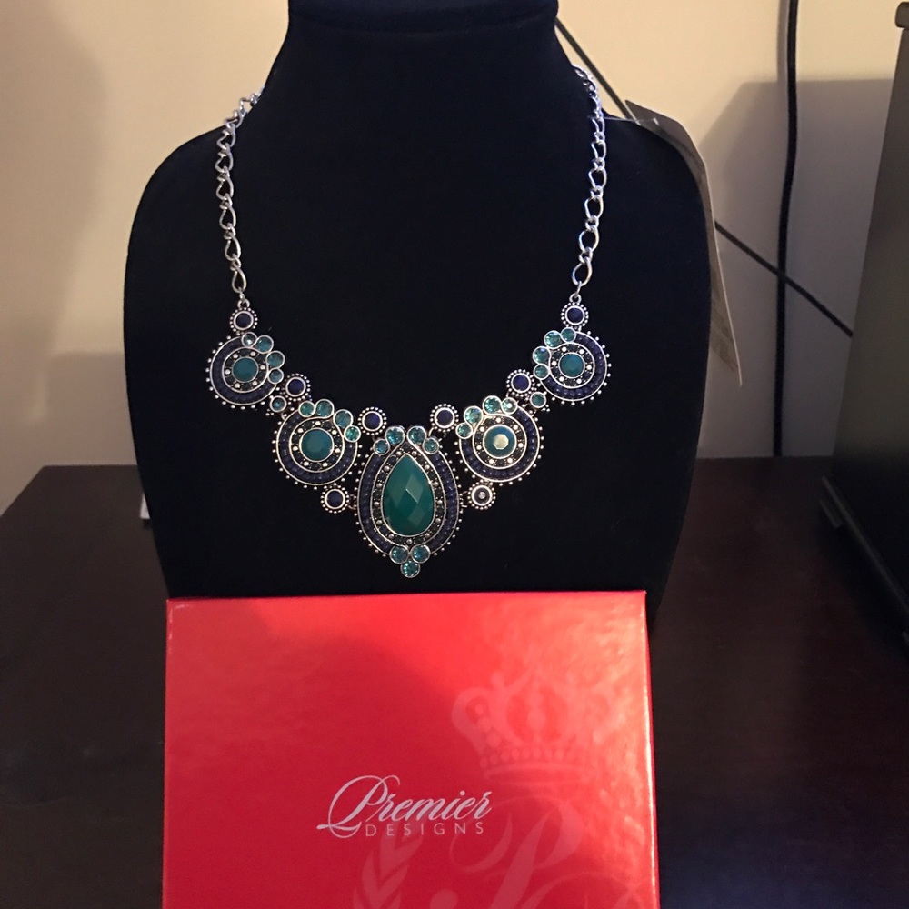 Premier Designs Victoria Necklace
