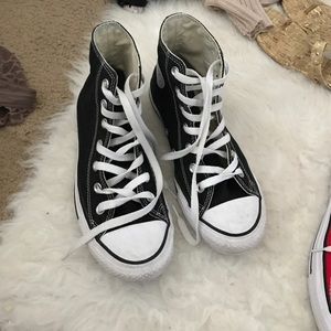 Black and white converse