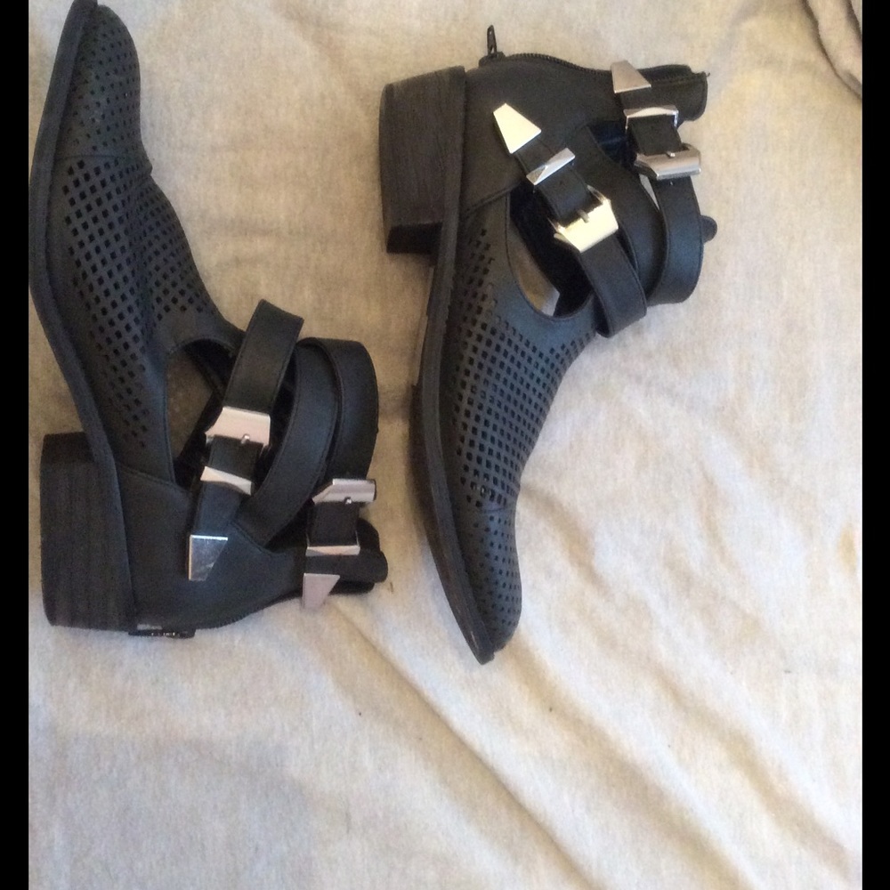 Forever 21 ankle grazing buckle boots with cut out