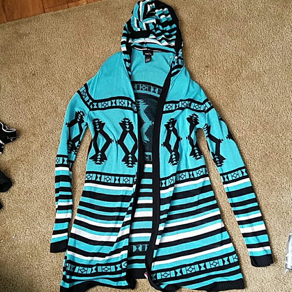 Aztec patterned hooded cardigan