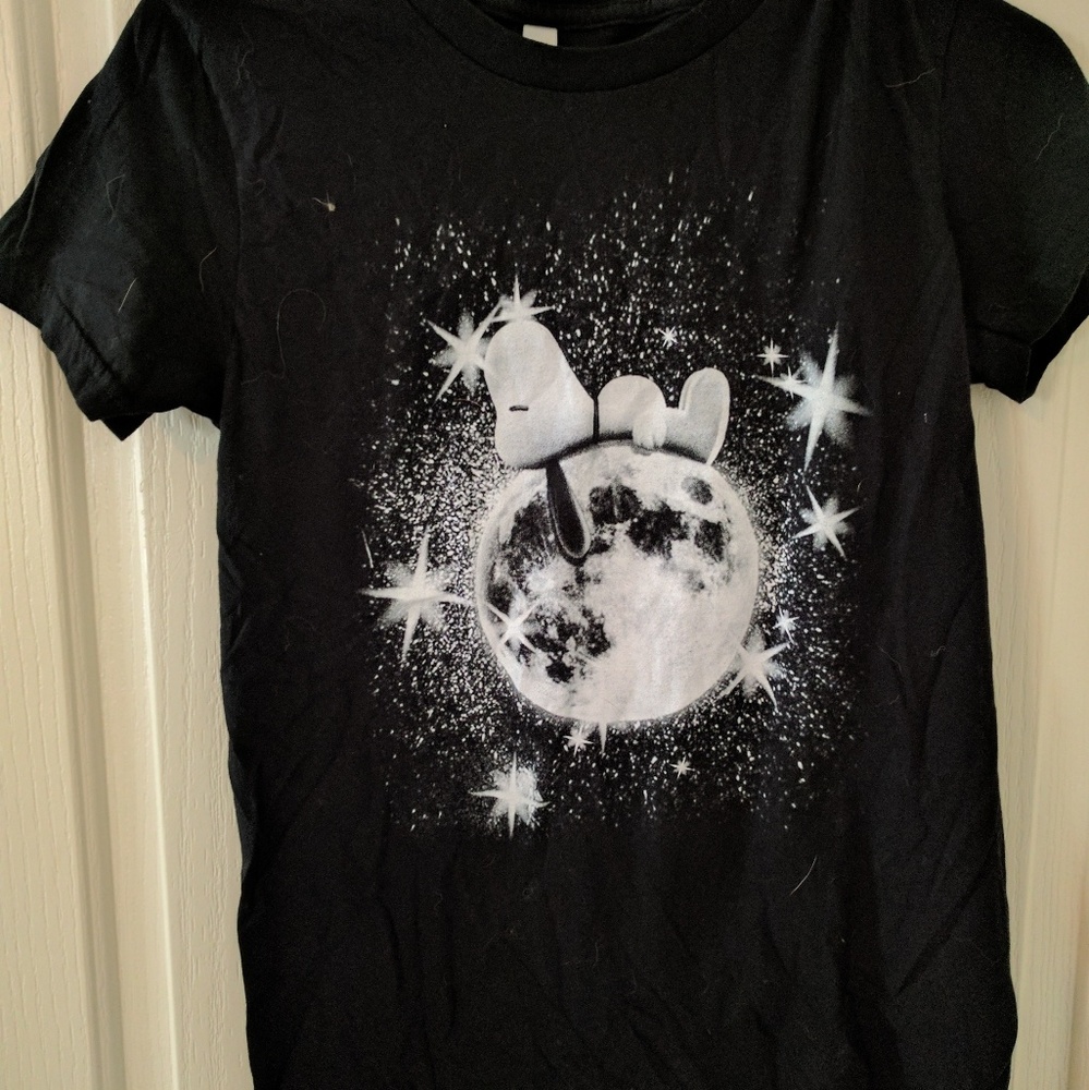 Snoopy shirt
