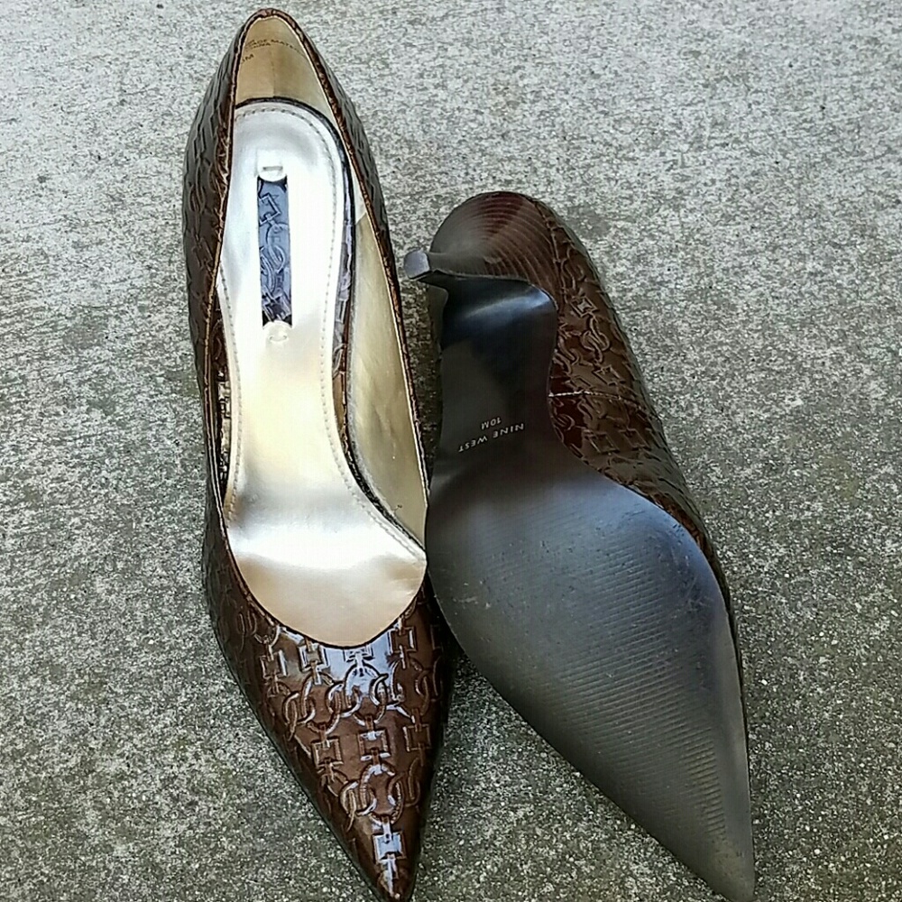 9 West heels - Picture 4 of 4