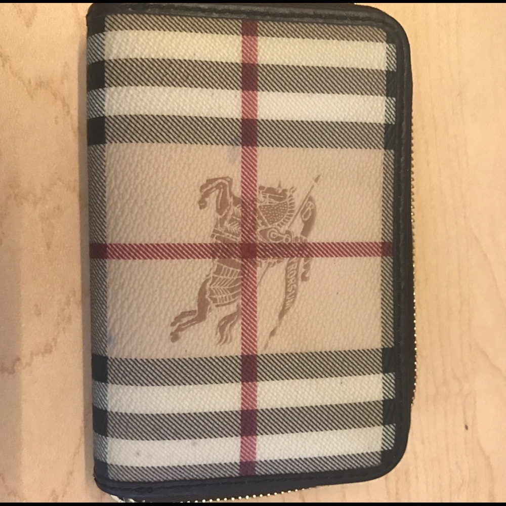 Women's Burberry Wallet