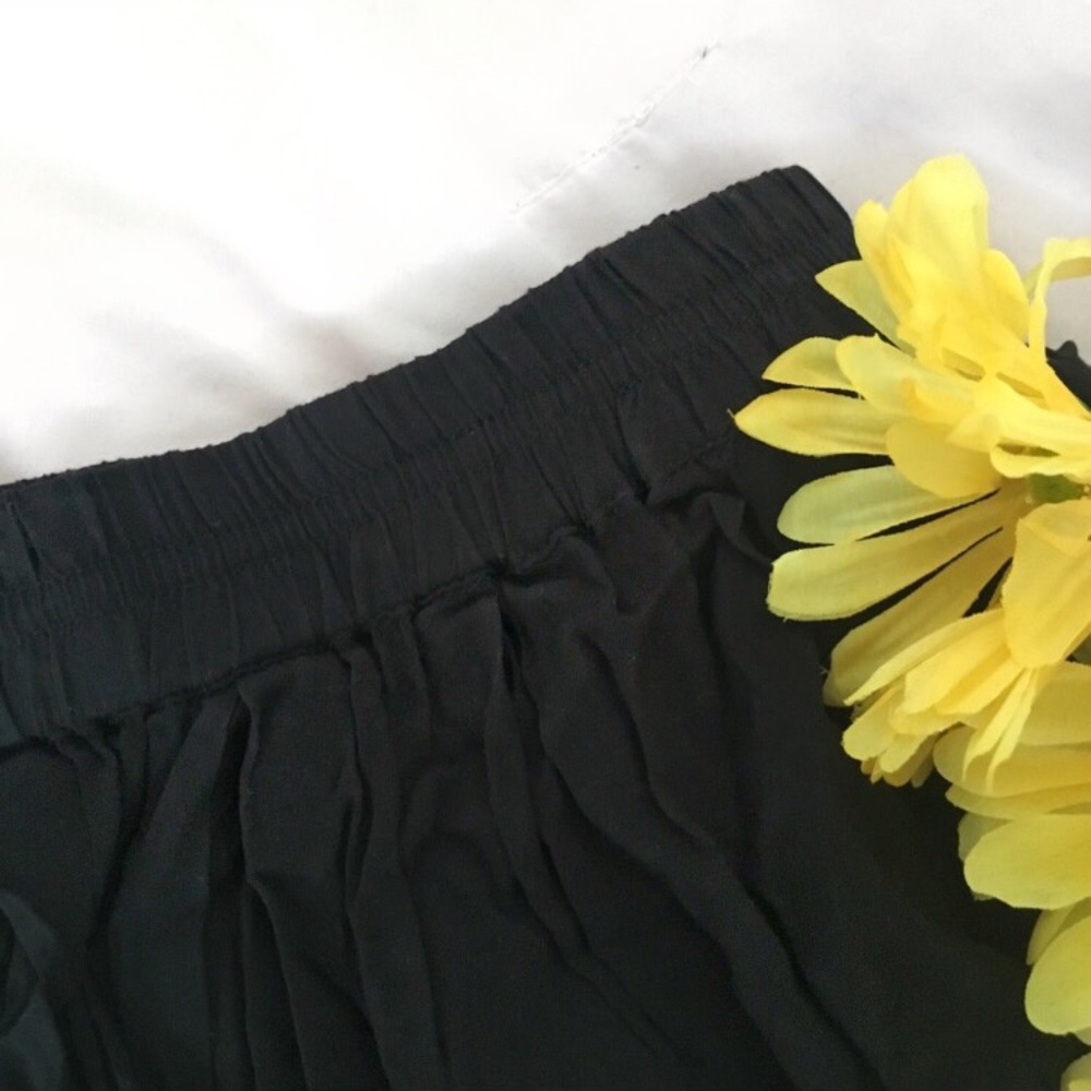 NWOT Black Lace Skirt Aeropostale 🌺 NEVER WORN - Picture 4 of 5