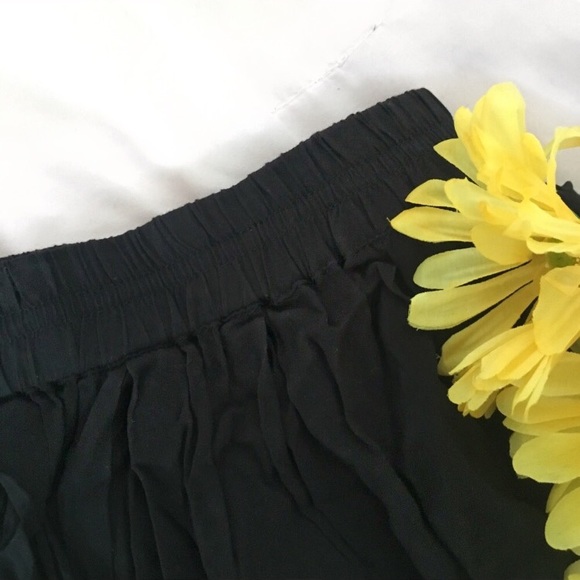 NWOT Black Lace Skirt Aeropostale 🌺 NEVER WORN - Picture 4 of 5