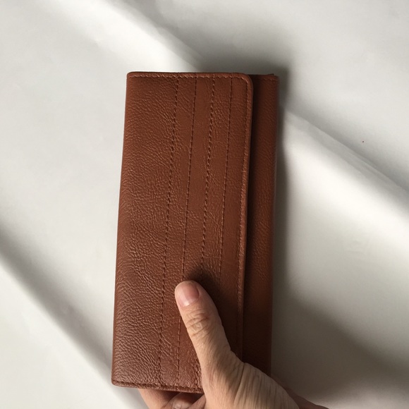 Brown Cognac Wallet! New! - Picture 2 of 5