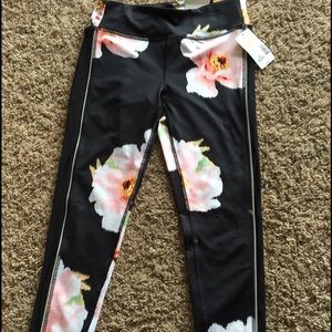 NWT Woman's athletic pants