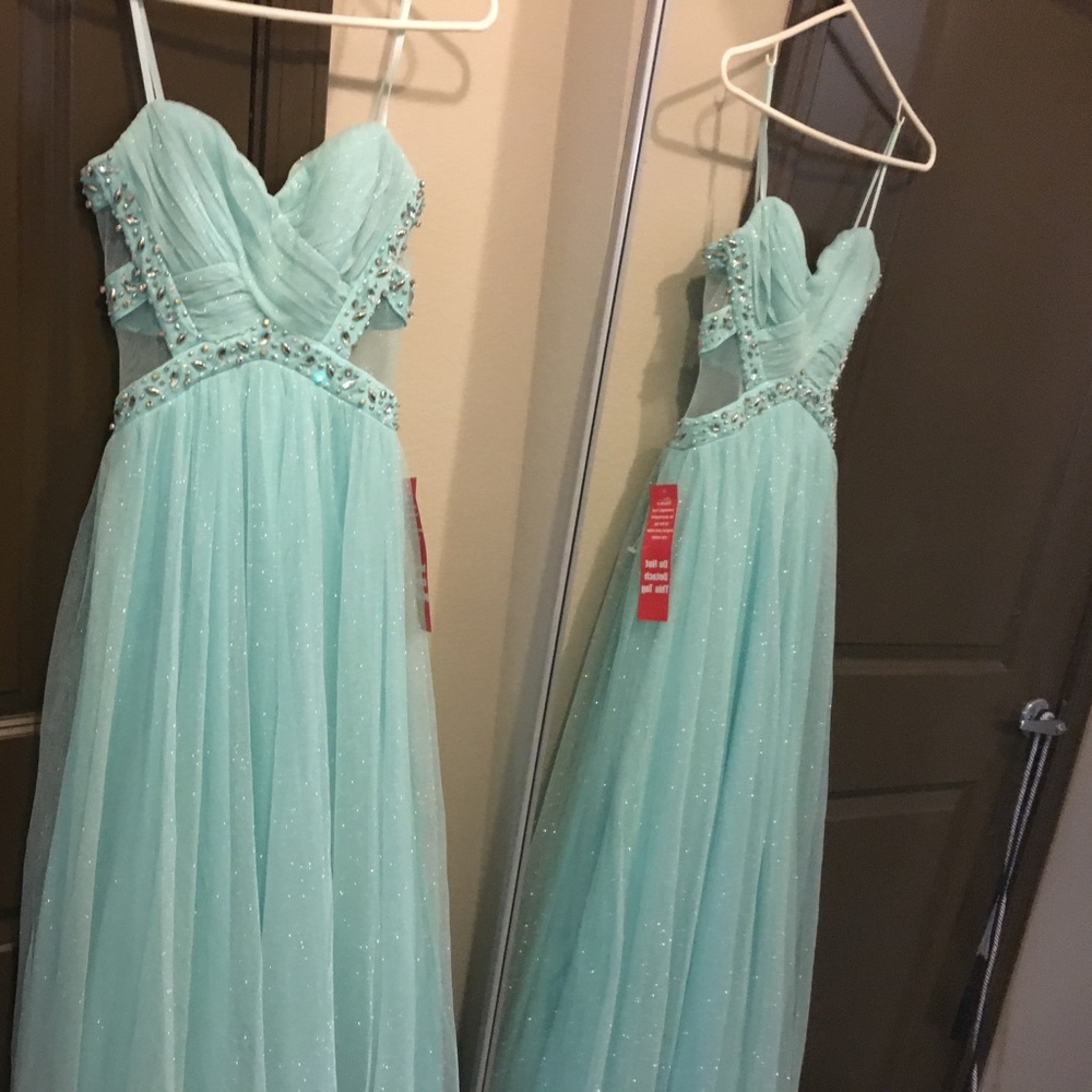 Prom dress