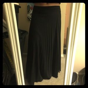 Black pleated maxi skirt