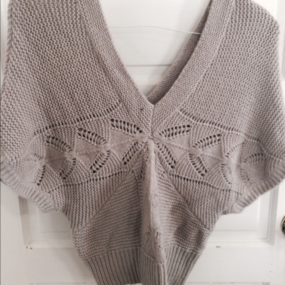 Short sleeve sweater/ poncho