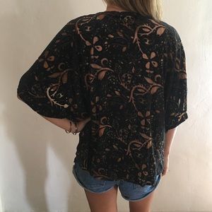 Billabong Designer's Closet - Cover Up