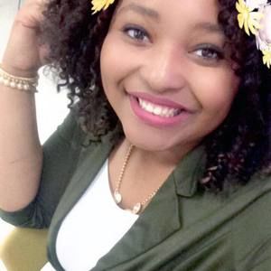 Meet your Posher, Danisha