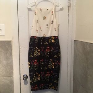 H&M Black/Ivory Floral Fitted Midi Dress (Size 8)