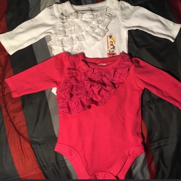 🚫SOLD ON MERCARI🚫Inant tops - Picture 3 of 3