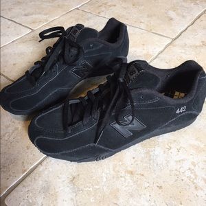 New Balance 442 women's sneaker