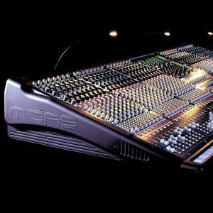 Meet your Posher, Thomas